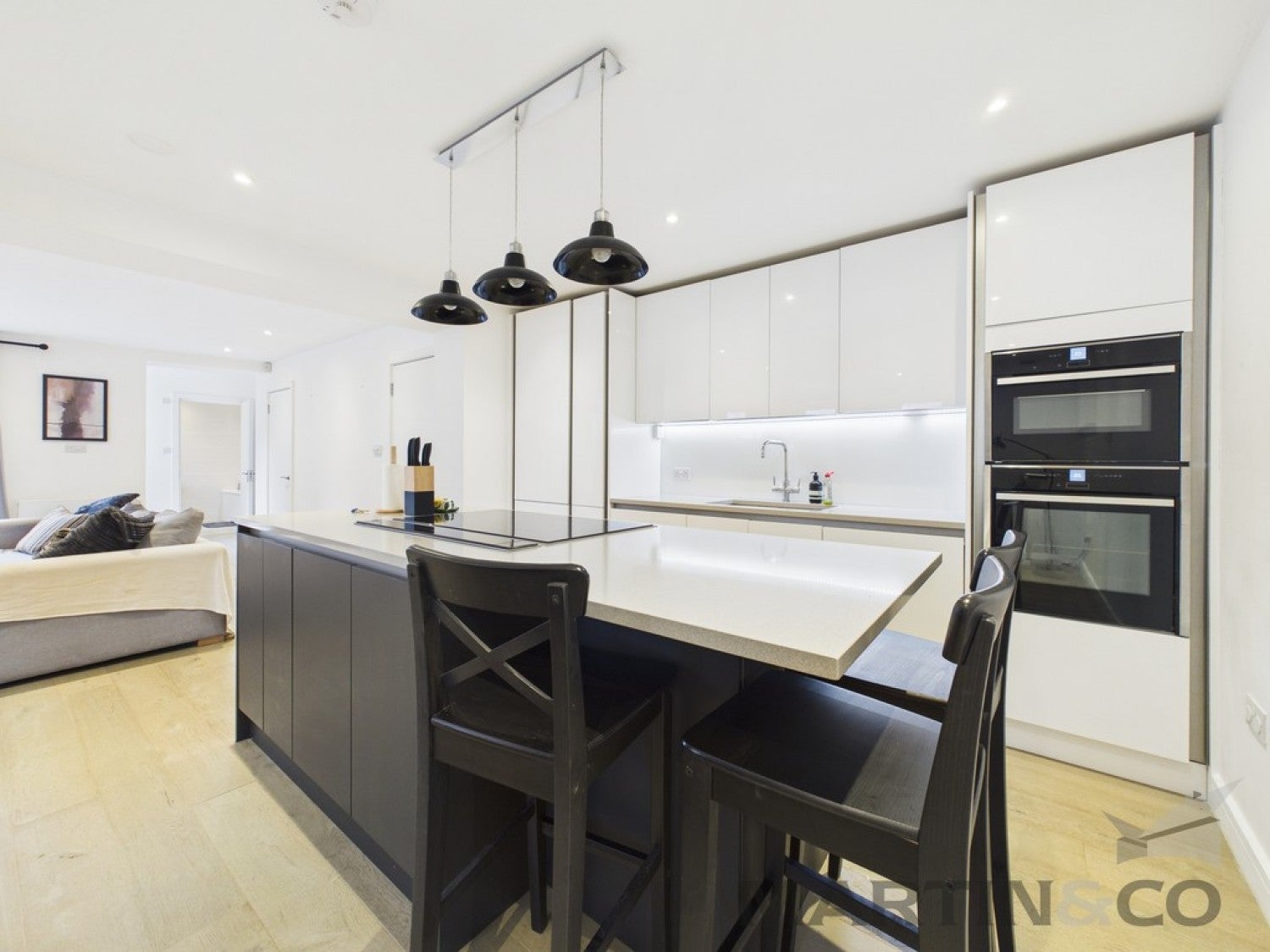 Flat Gabriel Square in St Albans