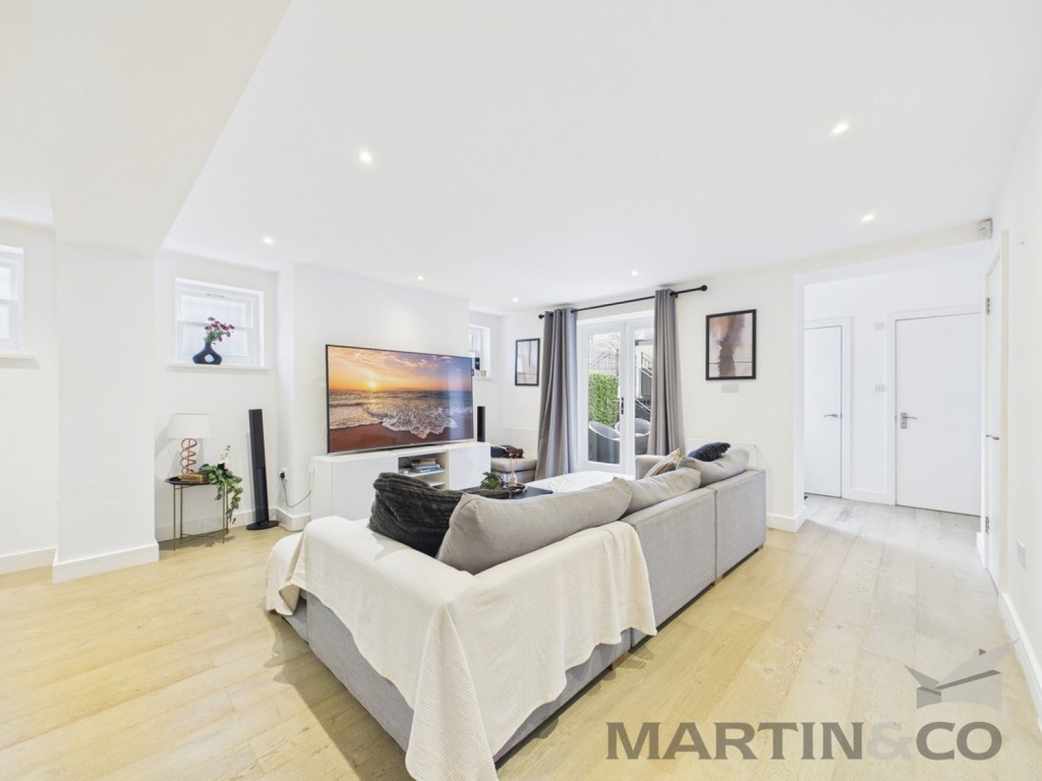 Flat Gabriel Square in St Albans