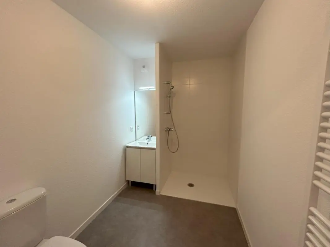 Flat Rue de l'alose in Lormont