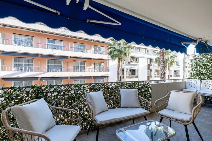 Appartement Avenue Maréchal Joffre à Antibes