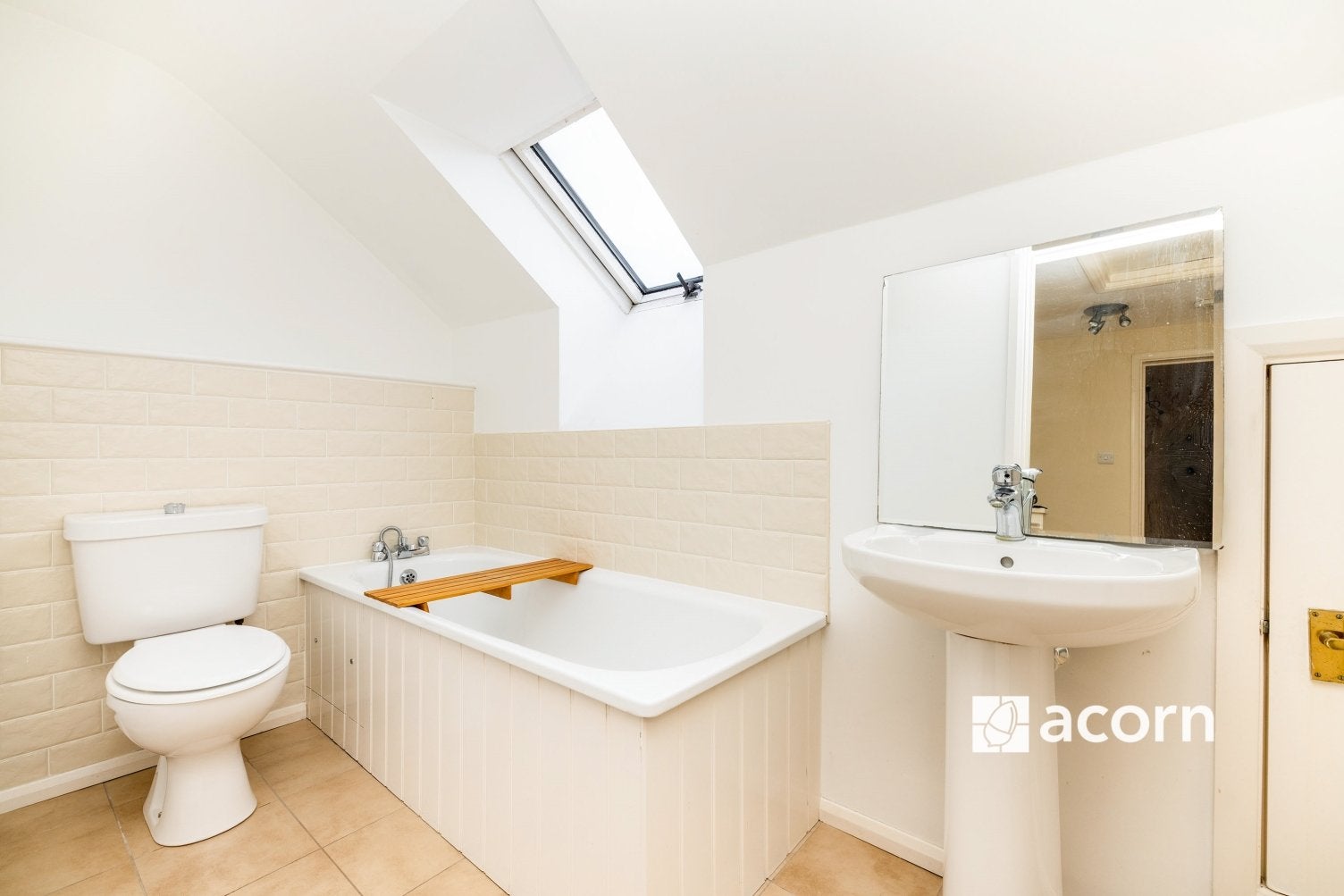 Flat Oxley Close in Greater London