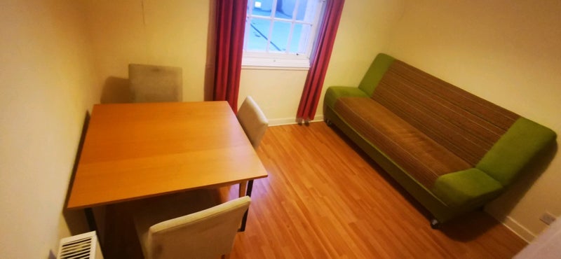Flat Simon Square in City of Edinburgh