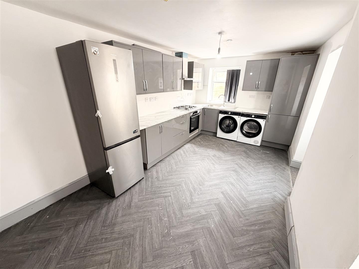 Flat Hilda Street in Pontypridd
