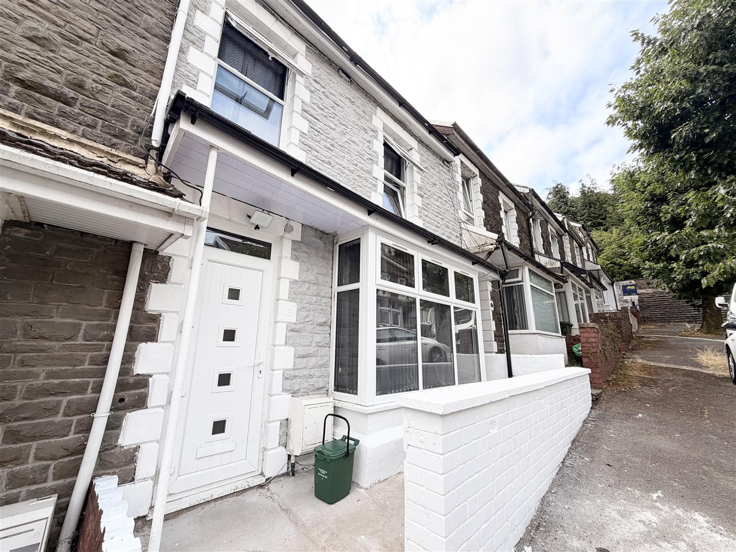Flat Hilda Street in Pontypridd