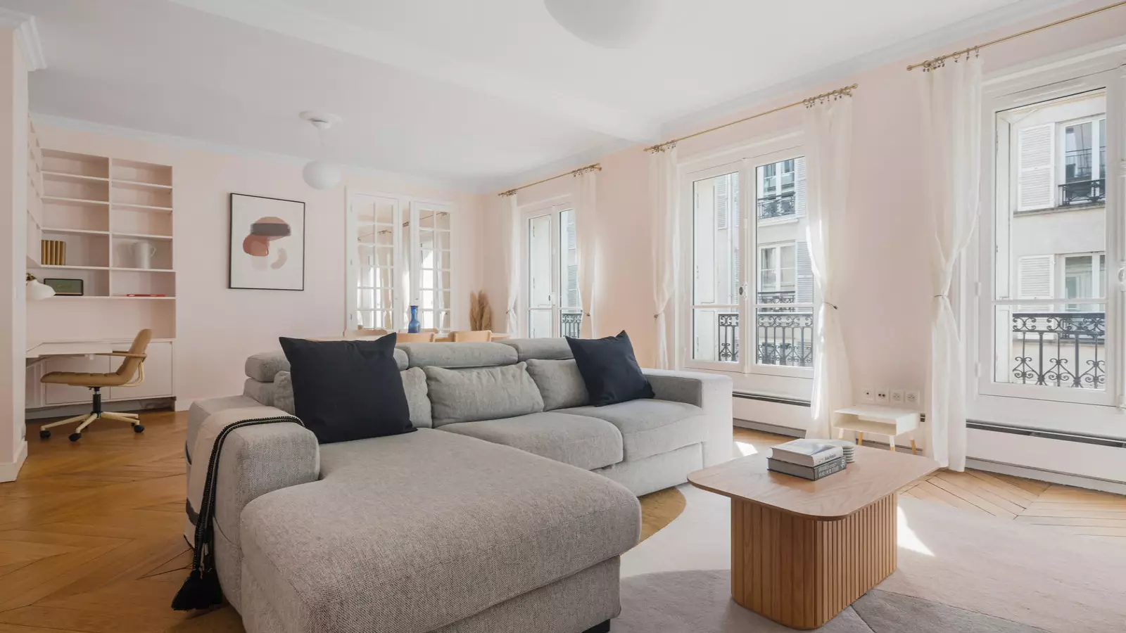 Flat Rue Henry Monnier in Paris