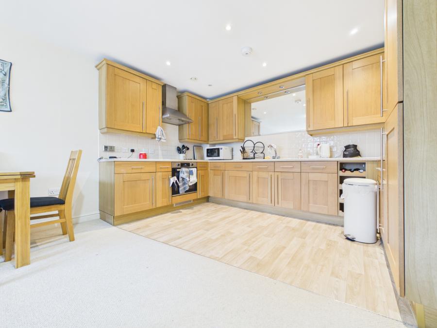 Flat Warwick Square East in Carlisle