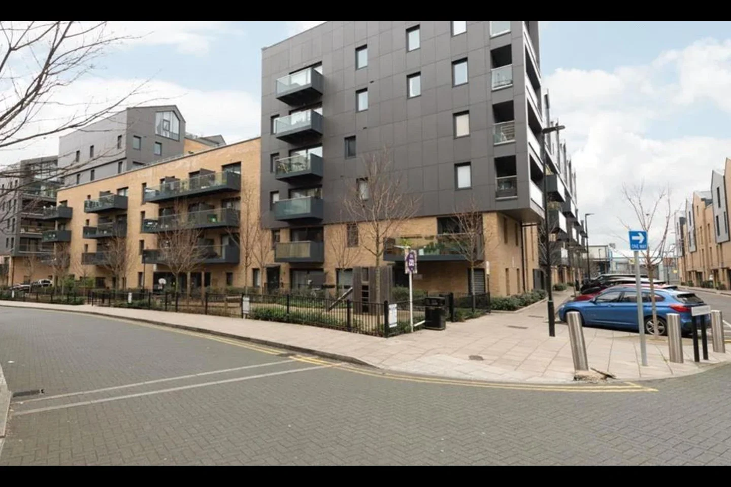Flat Collendale Road in Greater London