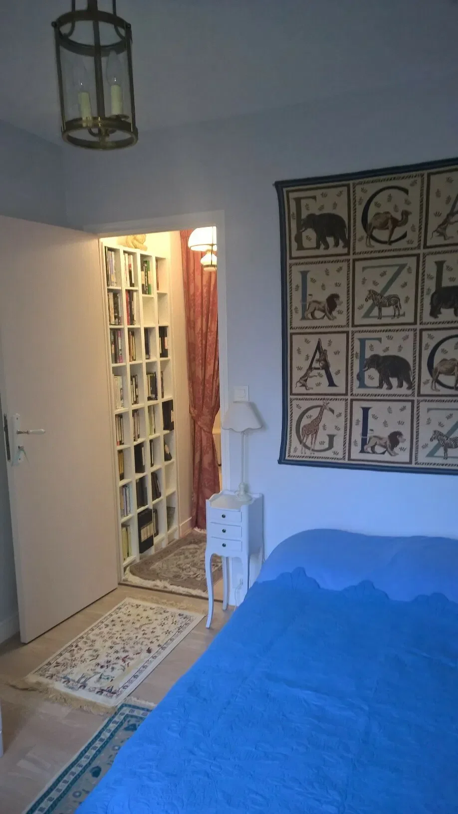 Room Rue Saint-Honoré in Fontainebleau