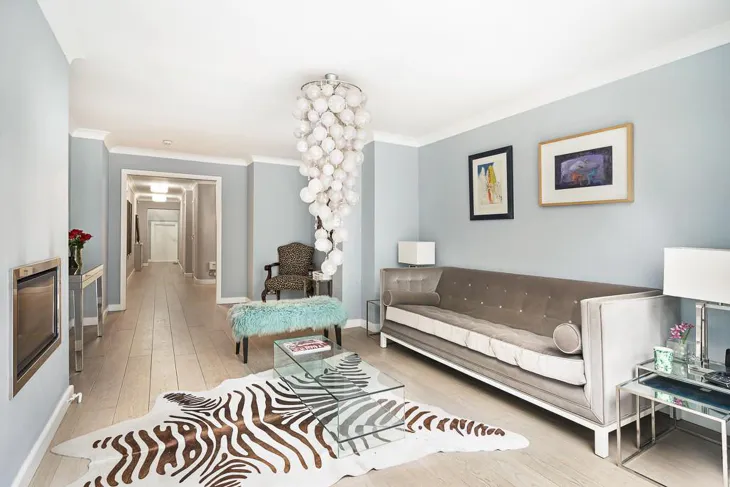 Flat Ovington Square in Greater London
