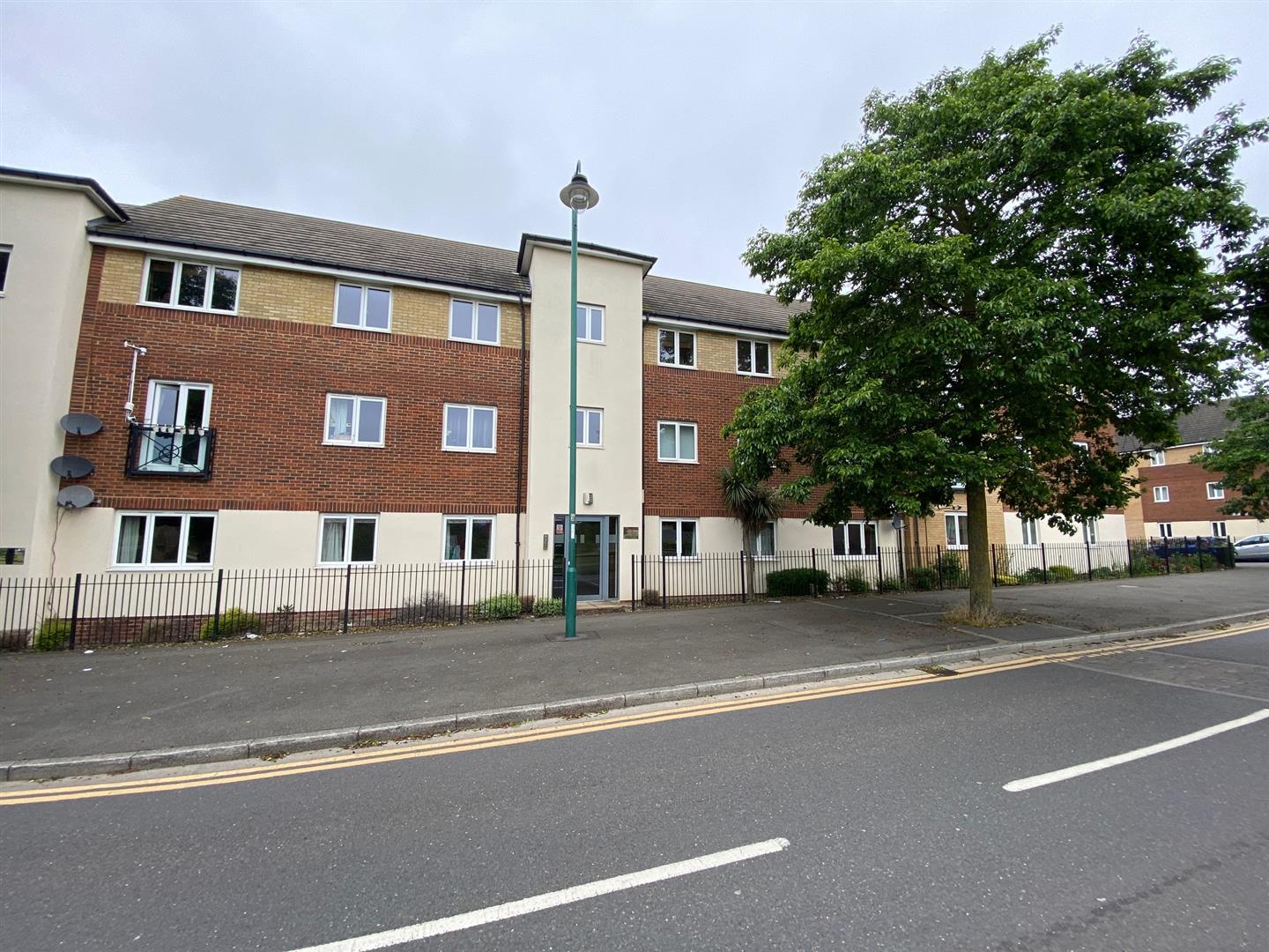 Flat Eagle Way in Peterborough