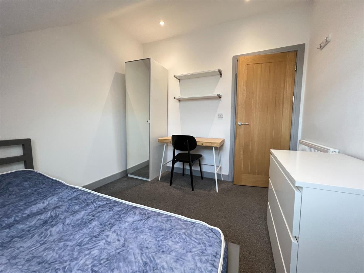 Flat Stratford Road in Rushcliffe