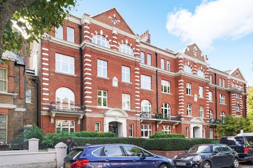 Room Chippenham Road in City of Westminster