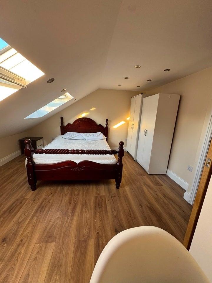 Room Glen Road in Greater London