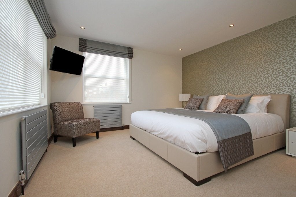 Flat Ennismore Gardens in City of Westminster