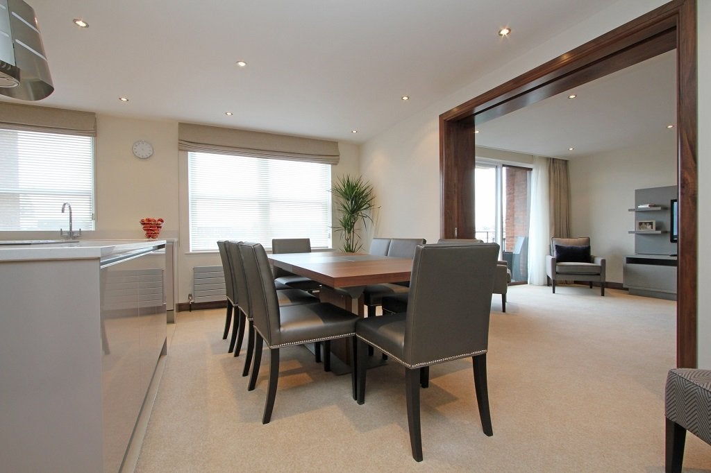 Flat Ennismore Gardens in City of Westminster