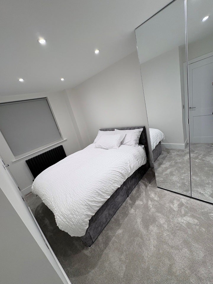 Flat Royal College Street in Greater London