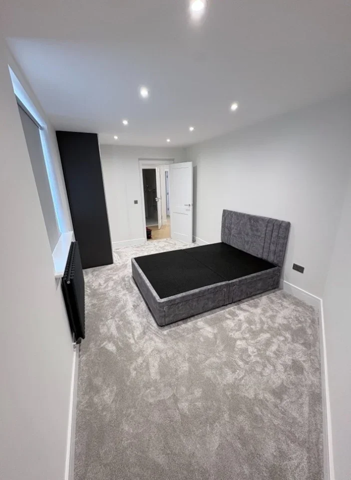 Flat Royal College Street in Greater London