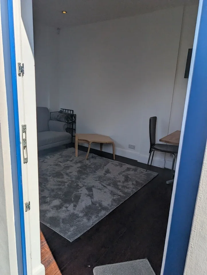 Flat Windlesham Mews in Greater London