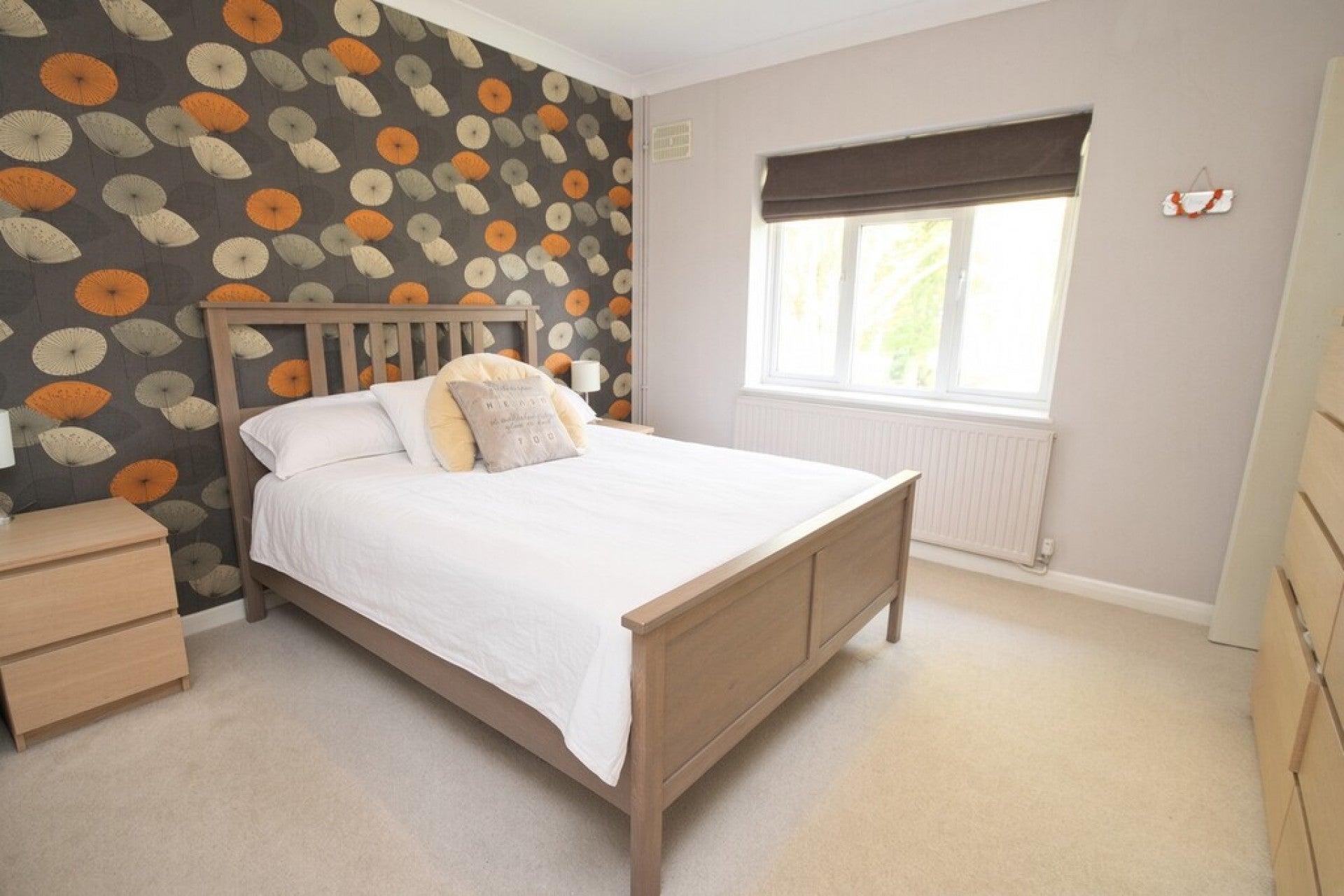 Flat Philip Road in Borough of Spelthorne