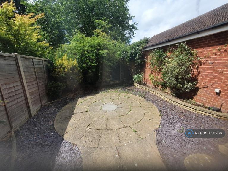 House Lister Close in Exeter