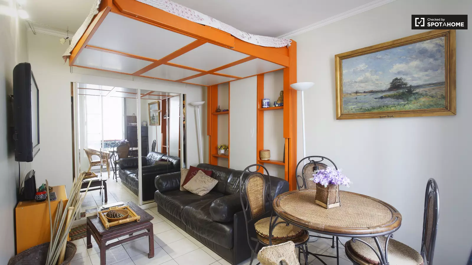 Flat Rue Larrey in Paris