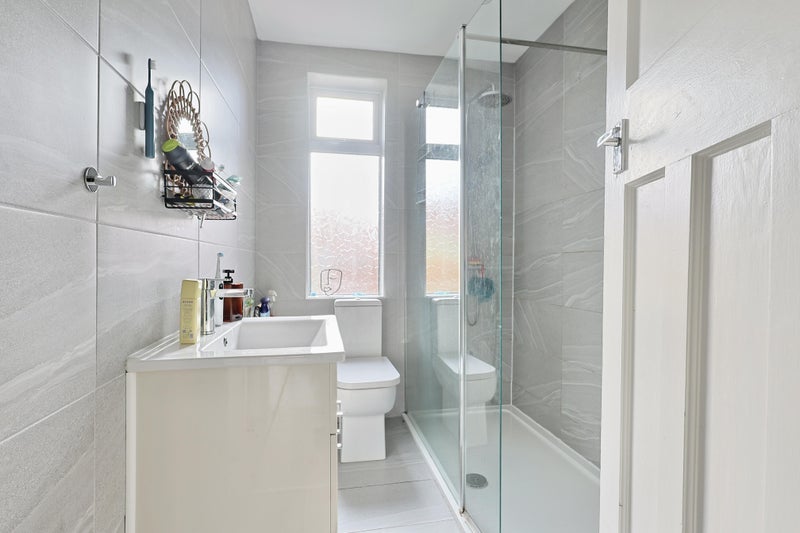 Room Ferndene Grove in Newcastle upon Tyne