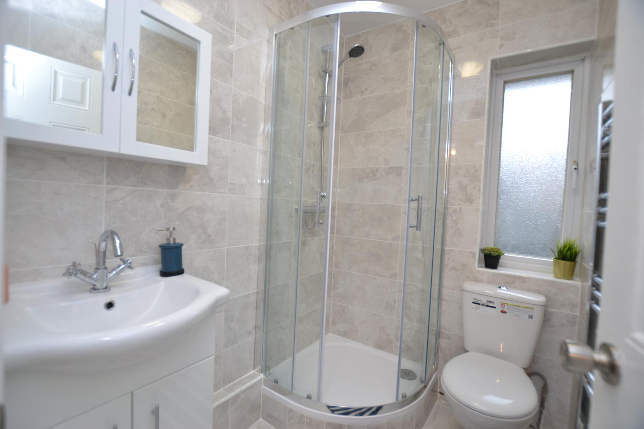 Room Cephas Street in Greater London