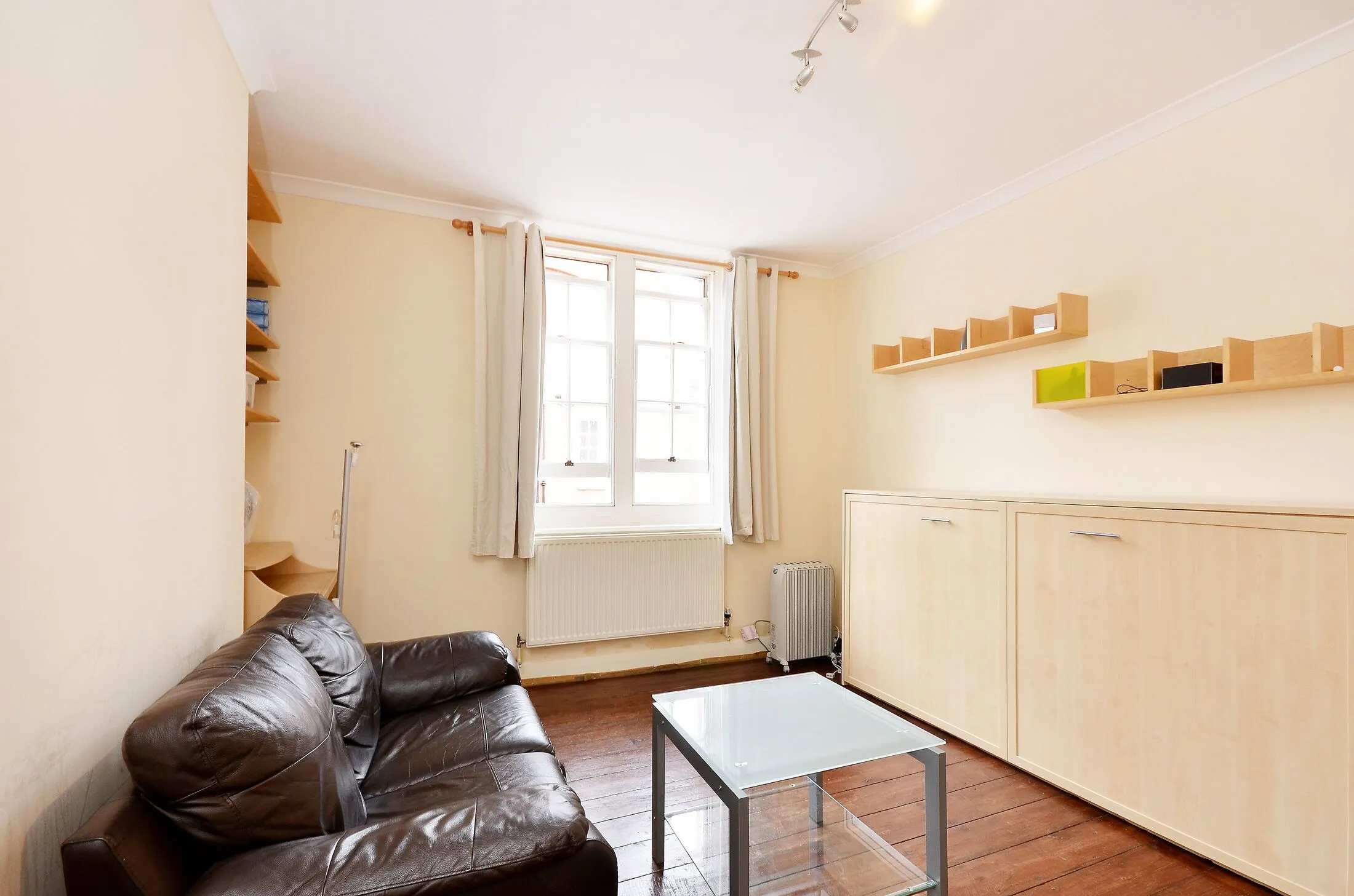 Flat Regency Street in City of Westminster