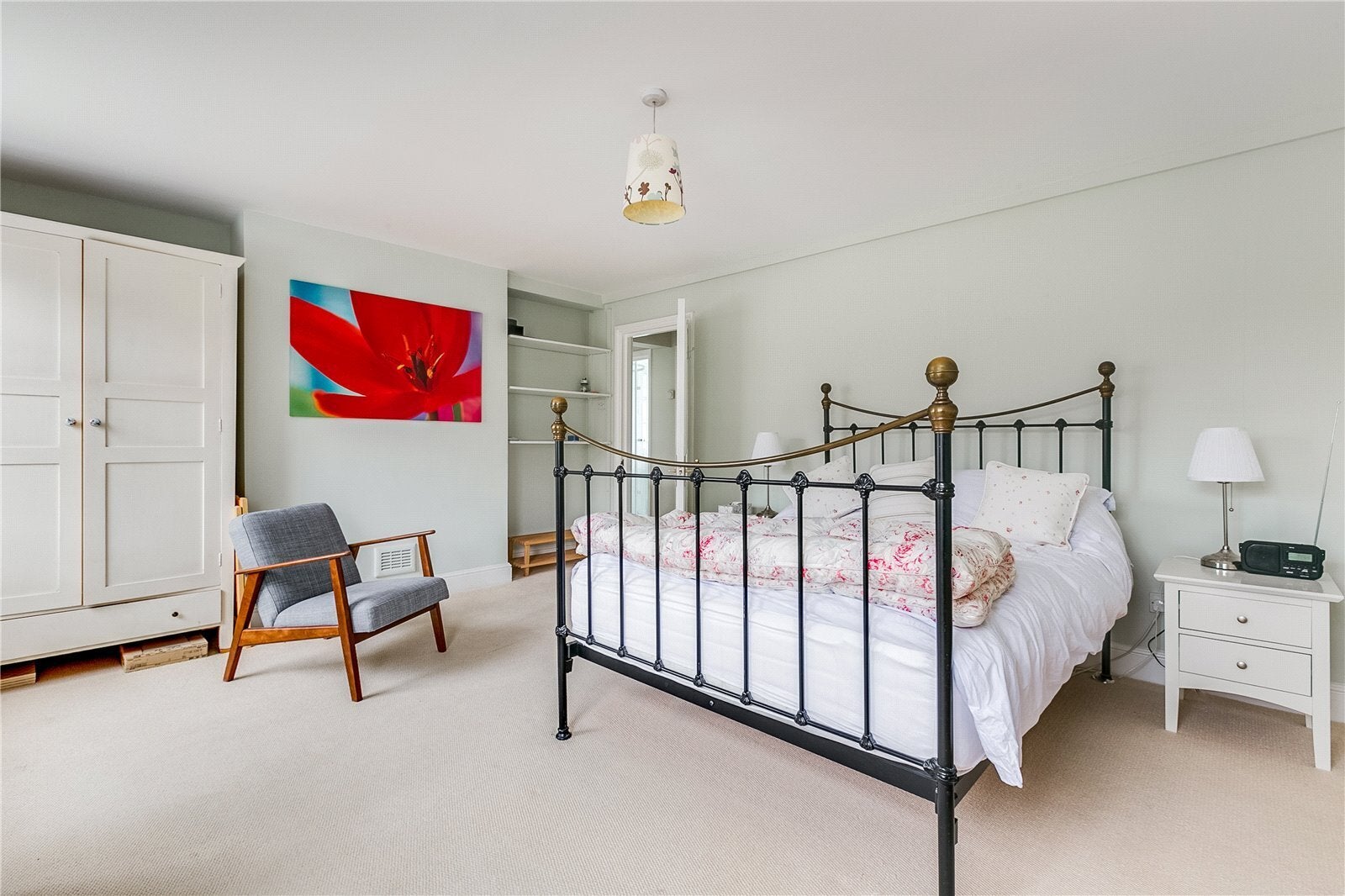Flat Danbury Street in Greater London
