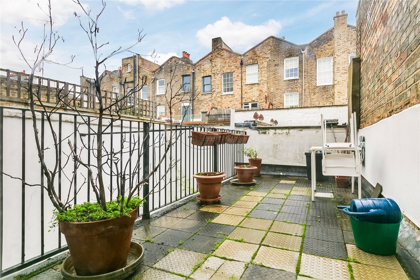Flat Danbury Street in Greater London