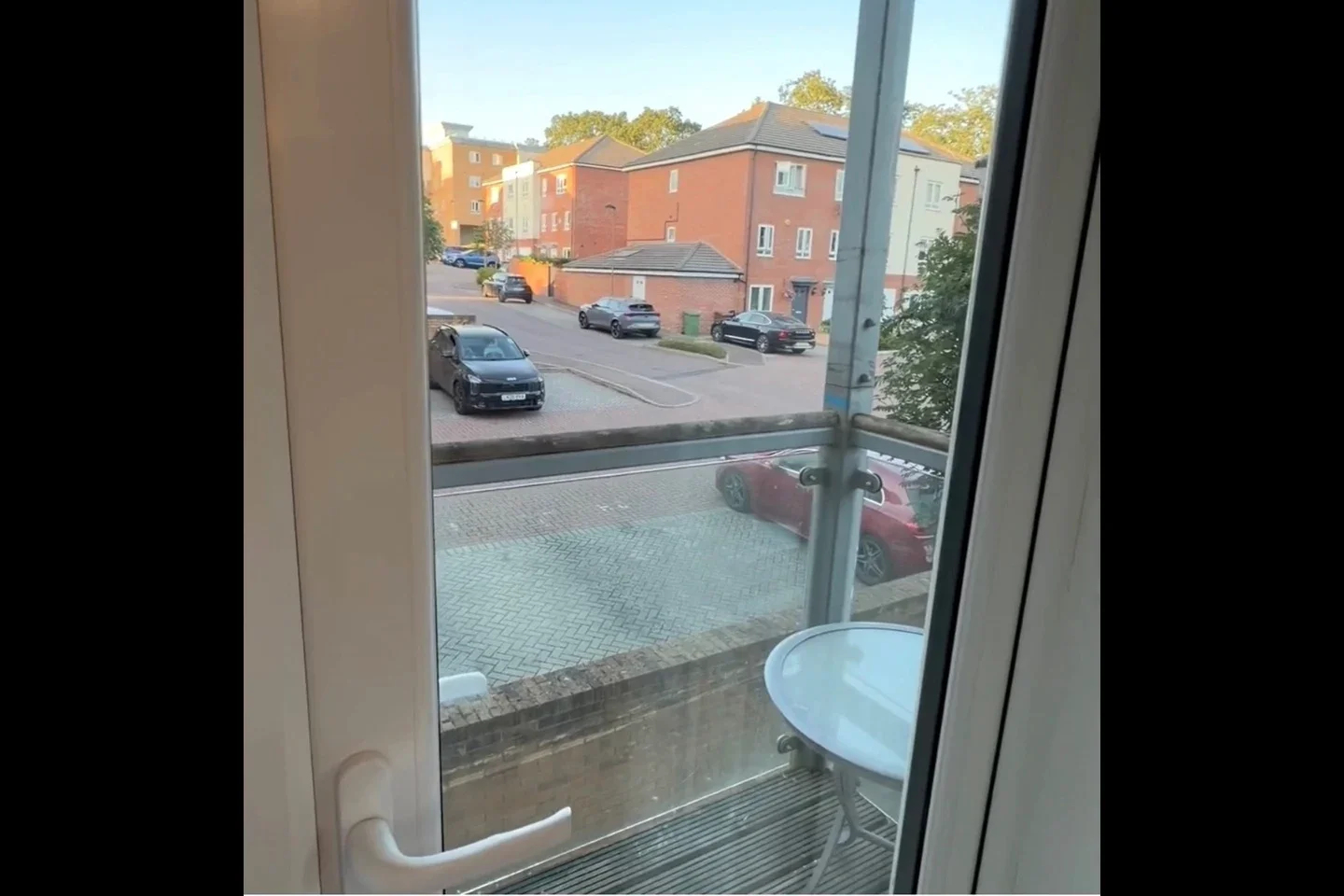 Flat Todd Close in Hertsmere
