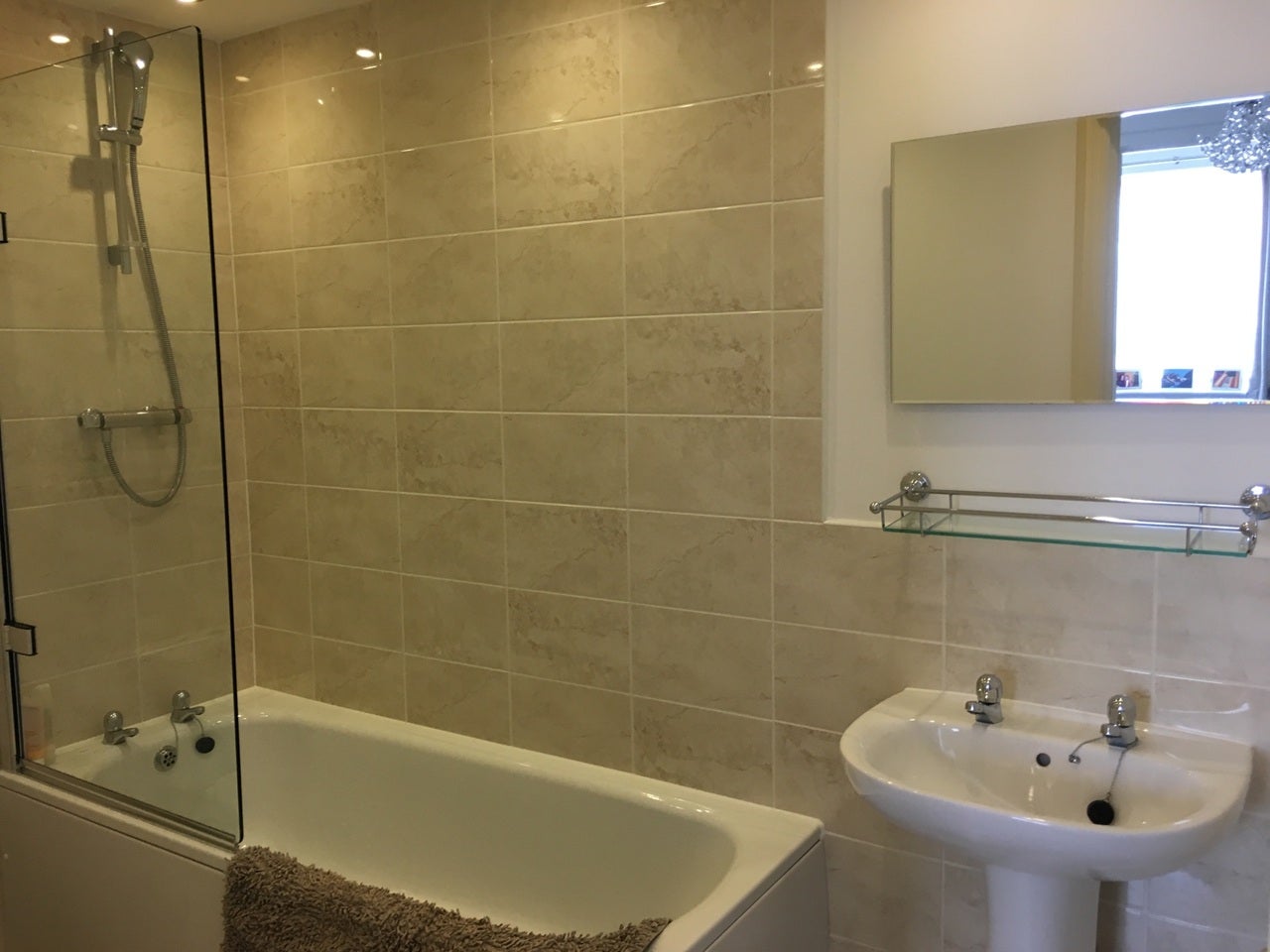 Flat Todd Close in Hertsmere