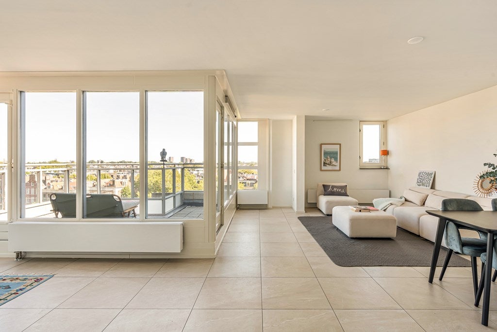 Appartement Wilhelmina Blombergplein 69 in Amsterdam