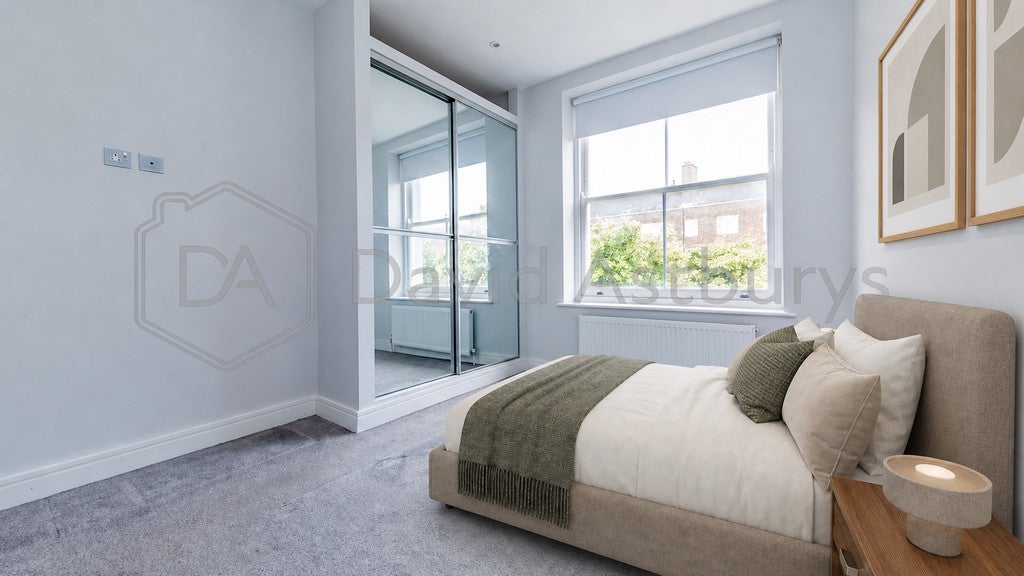 Flat Leighton Road in Greater London