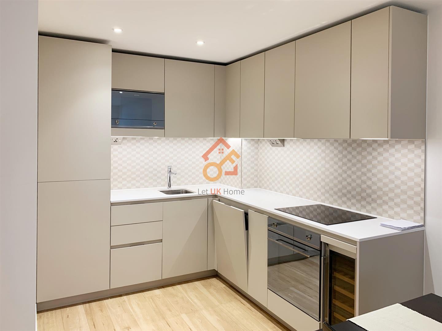 Flat Caversham Road in London