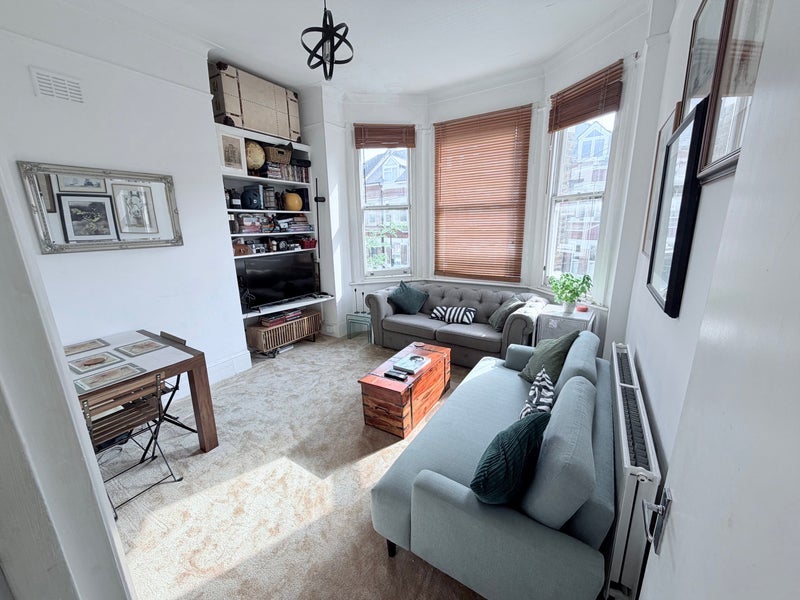 Room Tierney Road in Greater London
