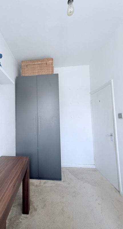 Room Tierney Road in Greater London