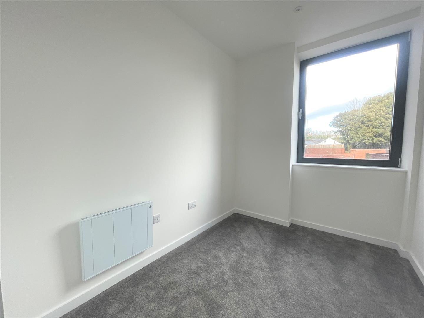Flat Alençon Link in Basingstoke and Deane