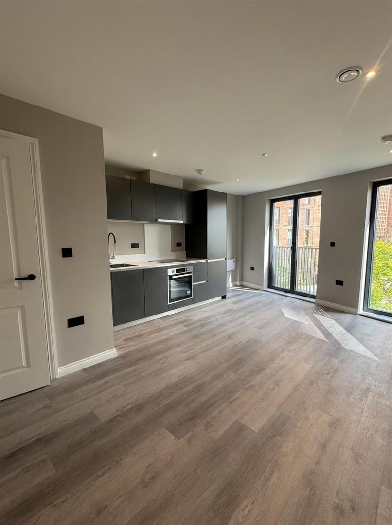 Flat Springwell Road in Leeds