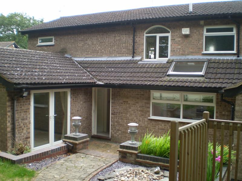 Room Oakenshaw Close in Leicester