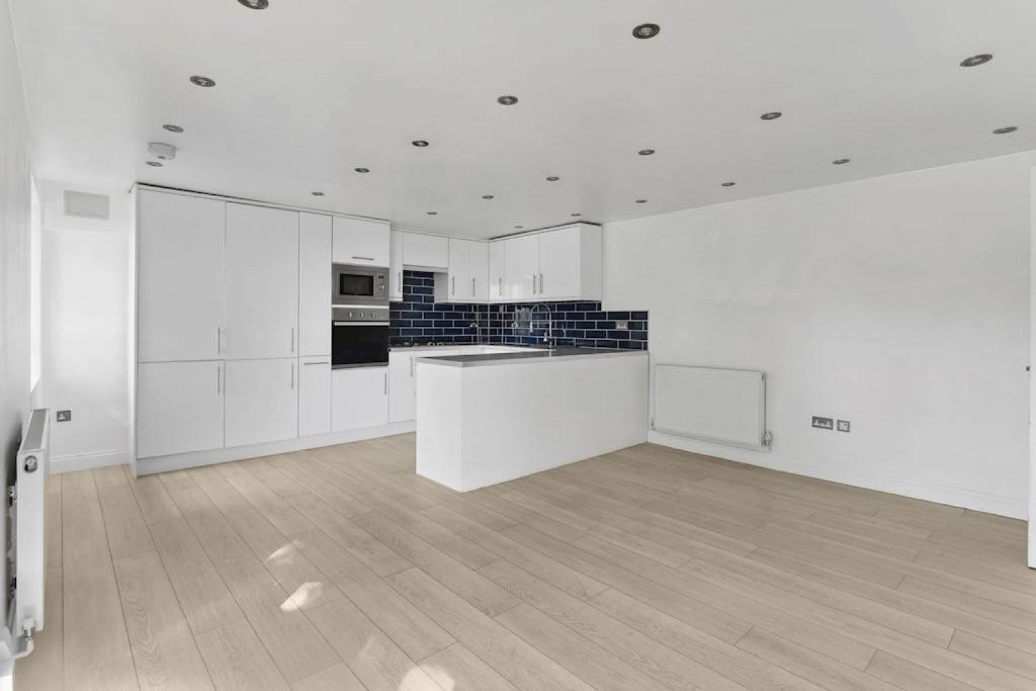 Flat Wharncliffe Gardens in Greater London