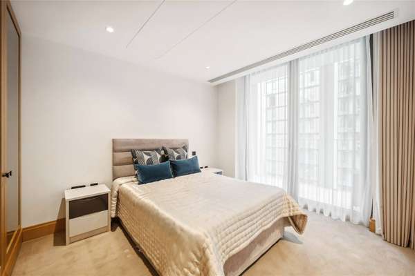 Flat John Islip Street in City of Westminster
