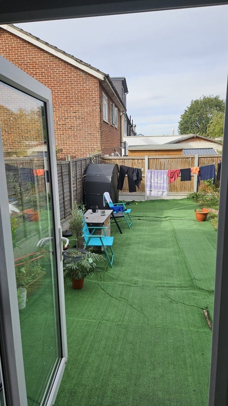 Room Frankland Road in Greater London