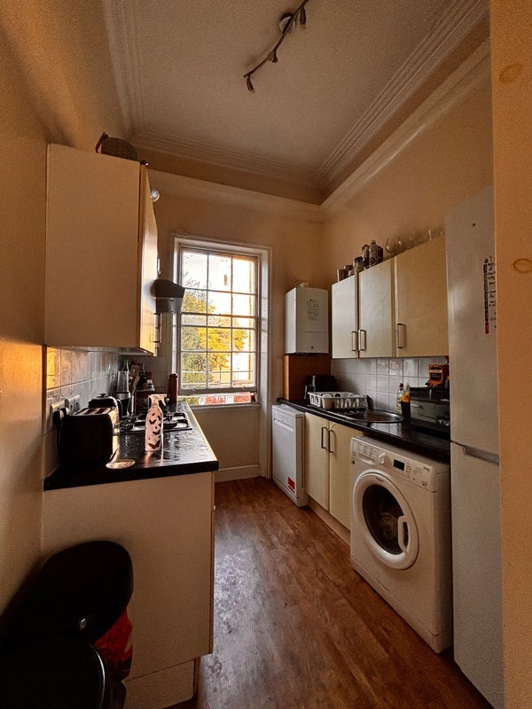 Room Falcon Grove in Greater London