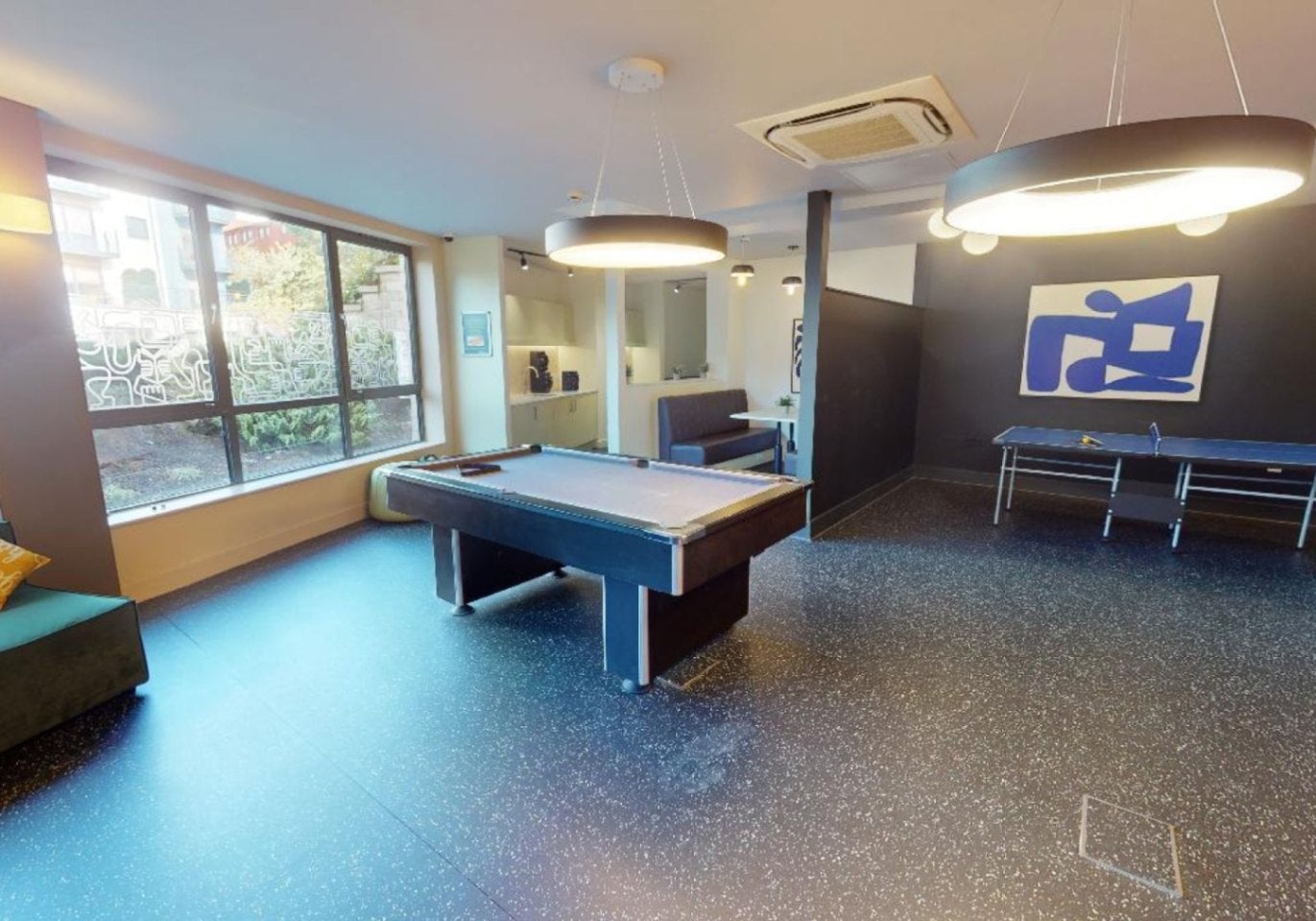 Room Rosemount Buildings in City of Edinburgh