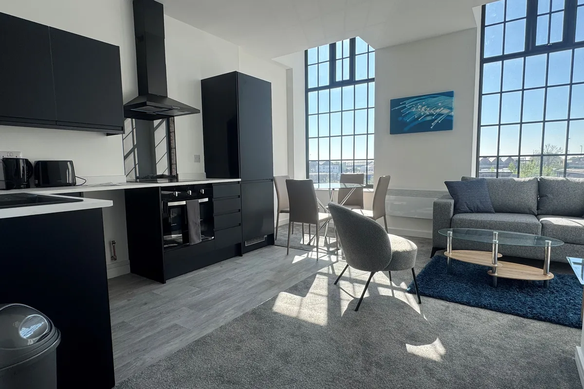 Flat Huxley Close in Derby