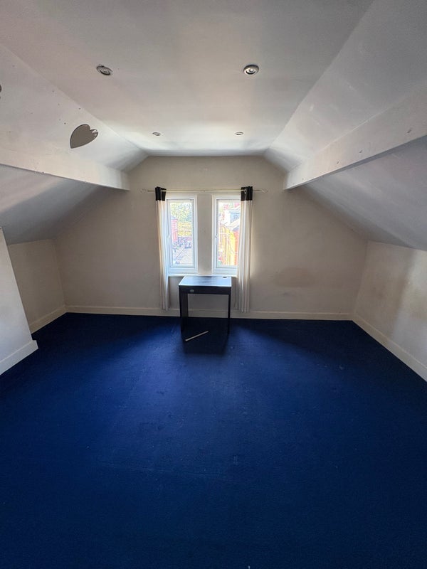 Room Granby Road in Leeds