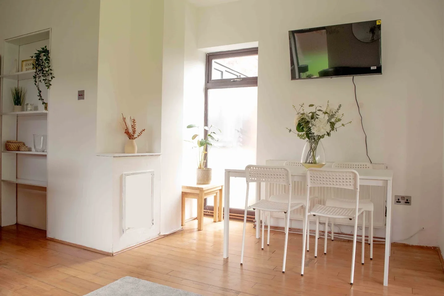 Room Beech Avenue in Greater London