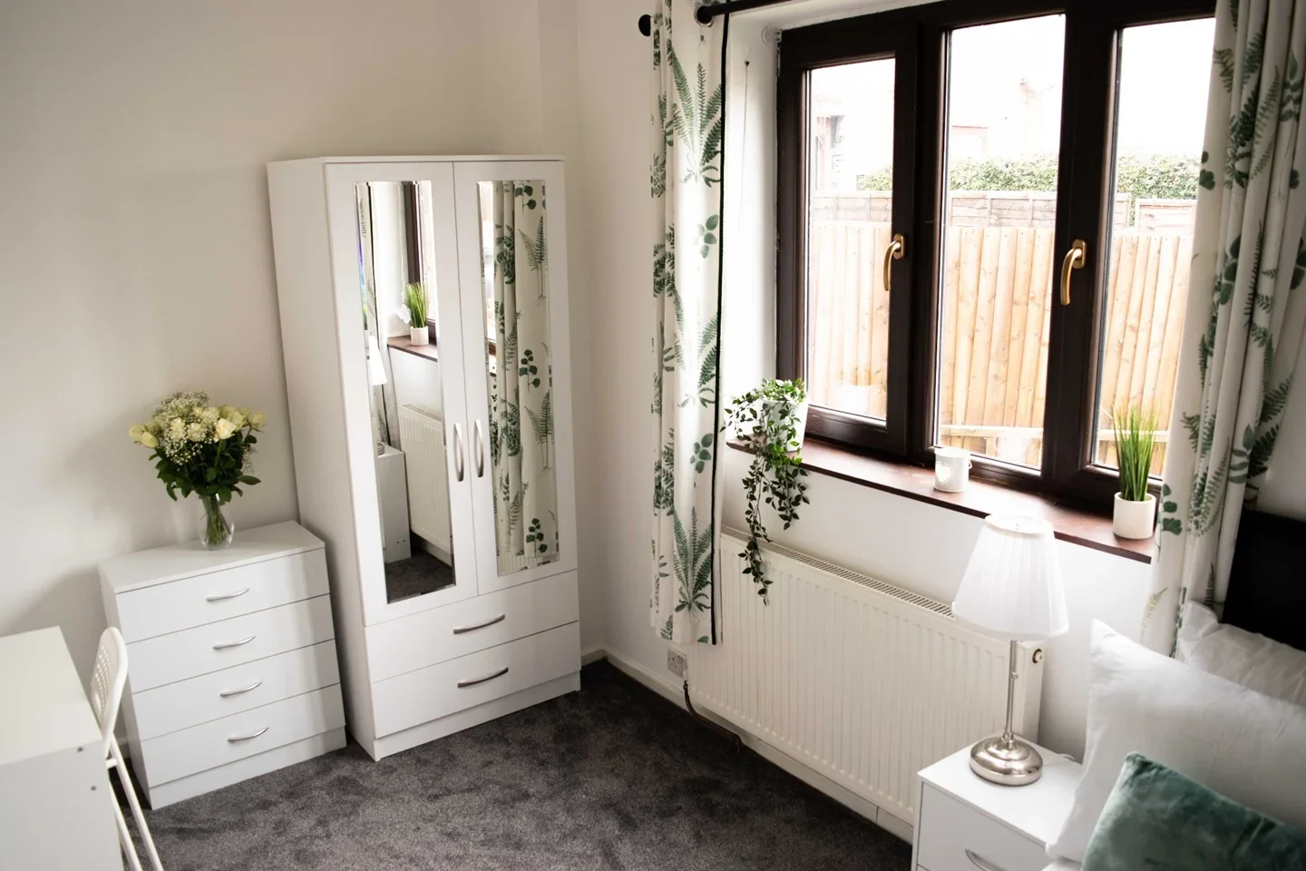 Room Beech Avenue in Greater London