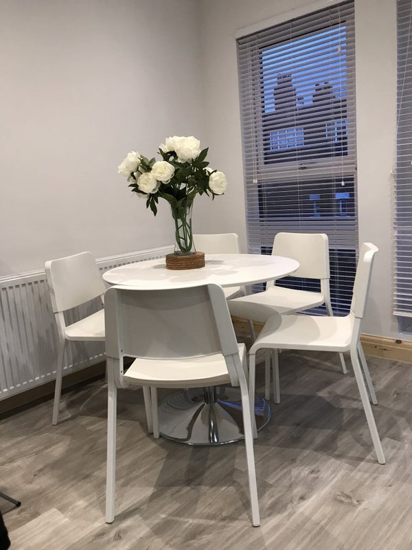 Room Roundhay Mount in Leeds
